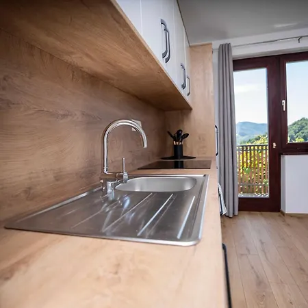 House Konusko * Smarje pri Jelsah